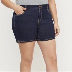 Lane Bryant dark wash Mid Rise Girlfriend stretch Shorts‎ plus size 26
